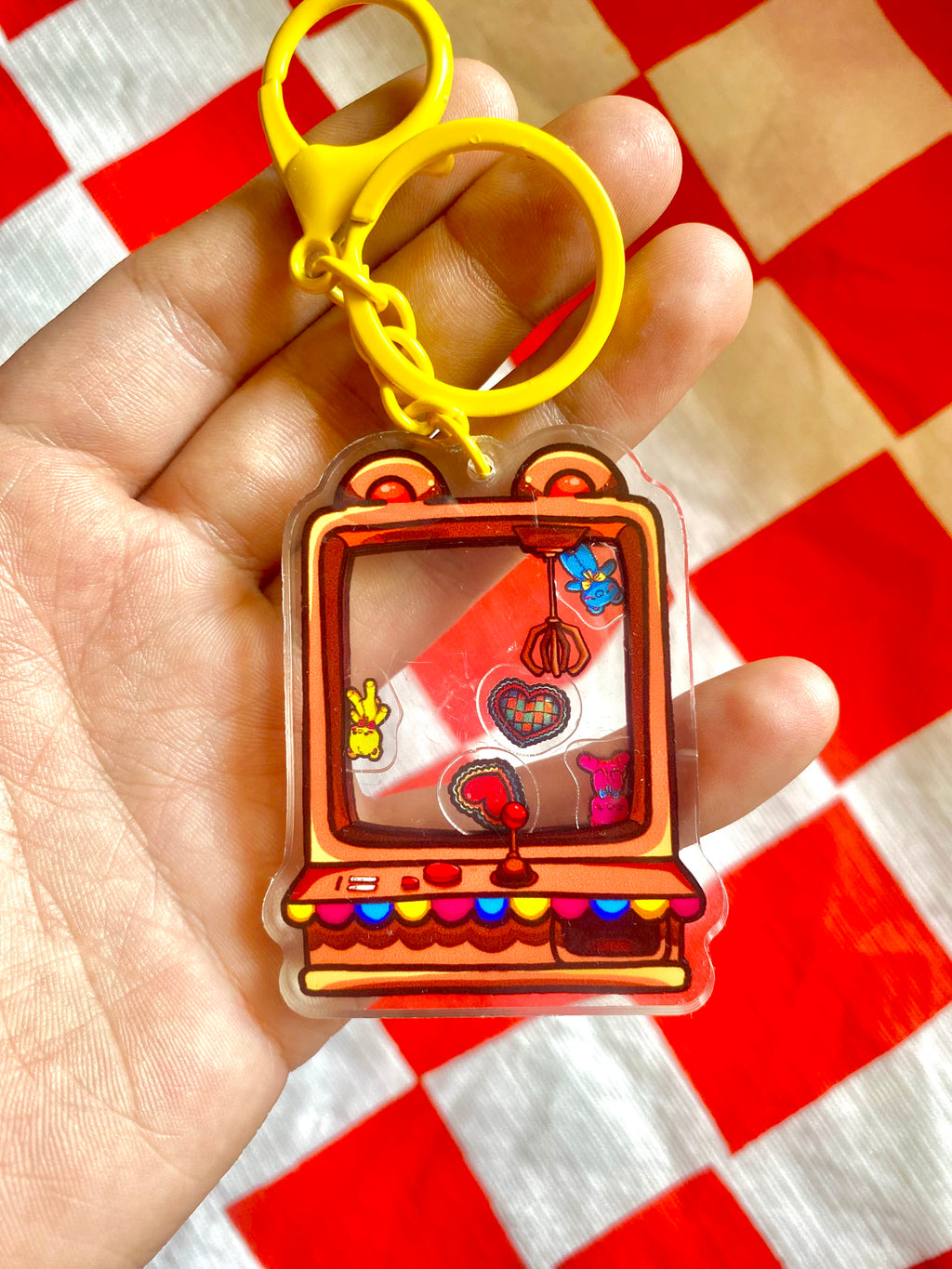 Small Teddy Bear Claw Machine Shaker Keychain